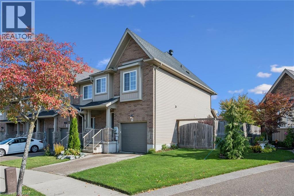959 Zeller Crescent Property Photo 3