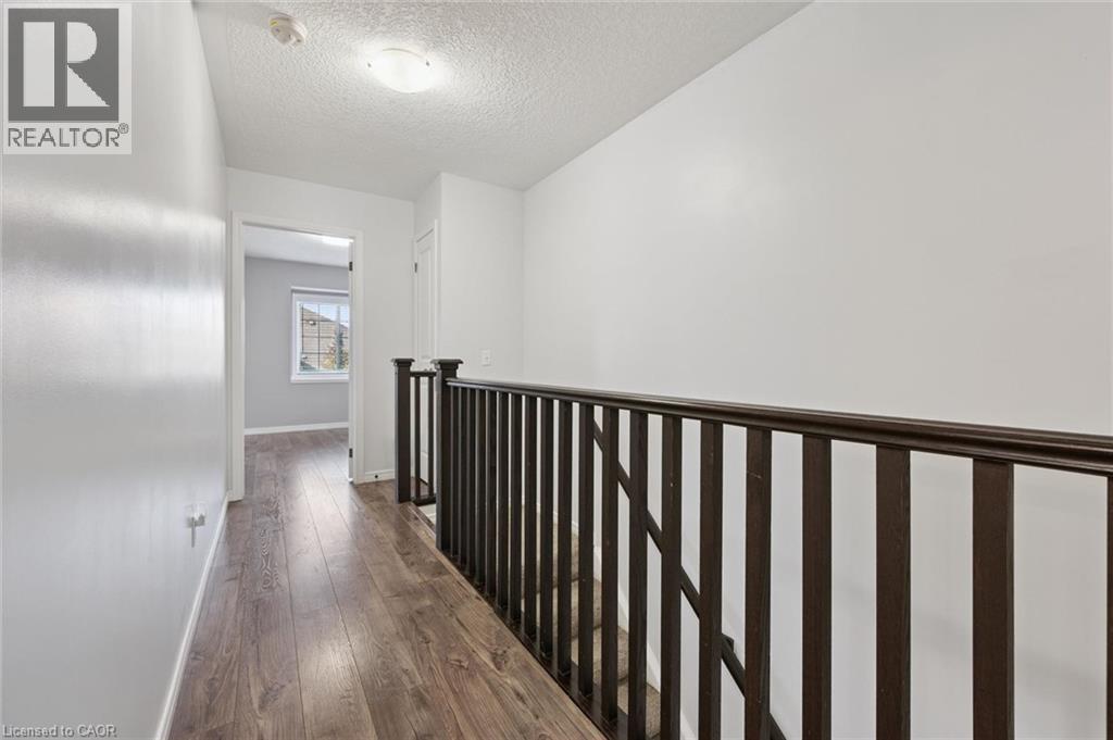 959 Zeller Crescent Property Photo 20