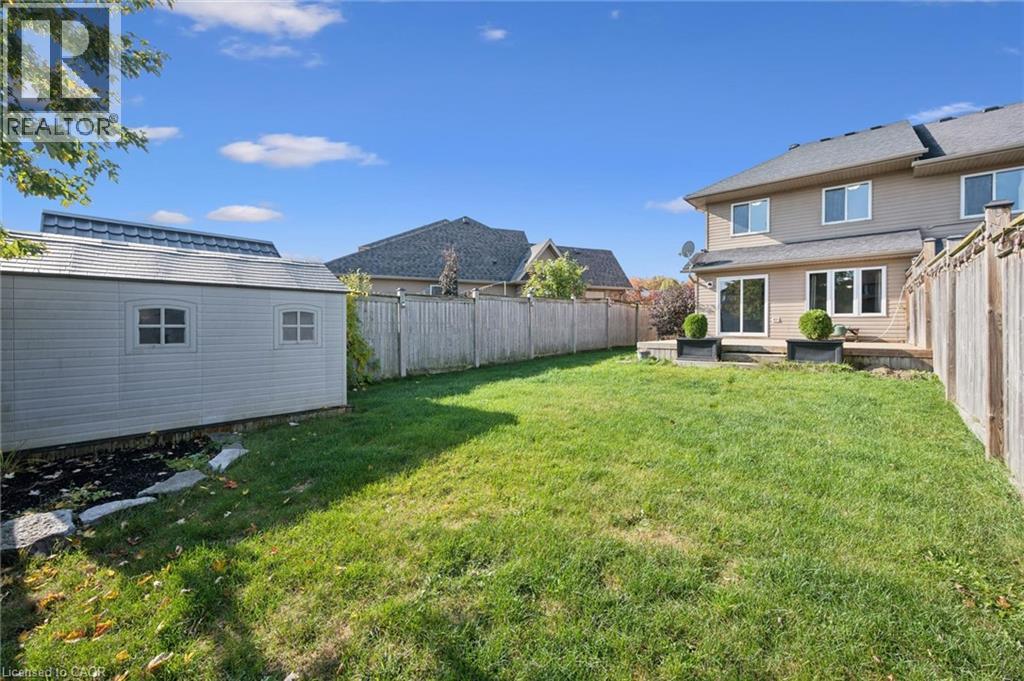 959 Zeller Crescent Property Photo 37