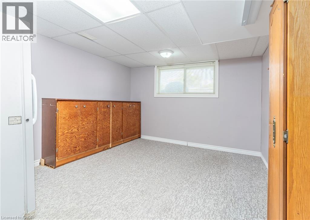 21 Green Forest Drive Property Photo 20