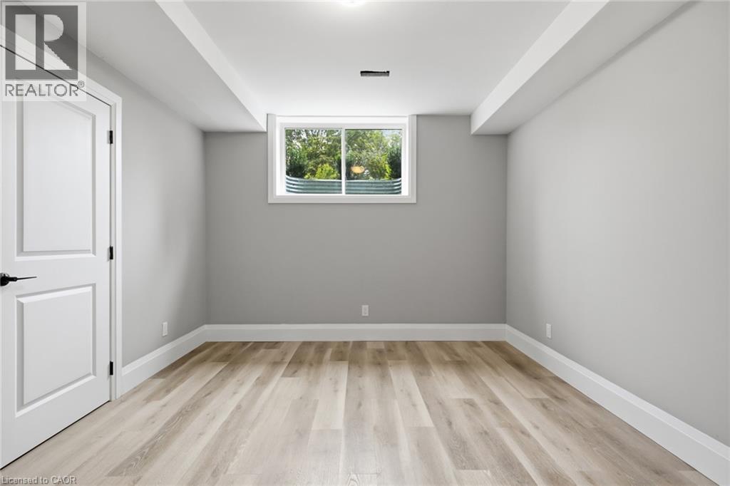 296 St Ann Avenue Property Photo 18