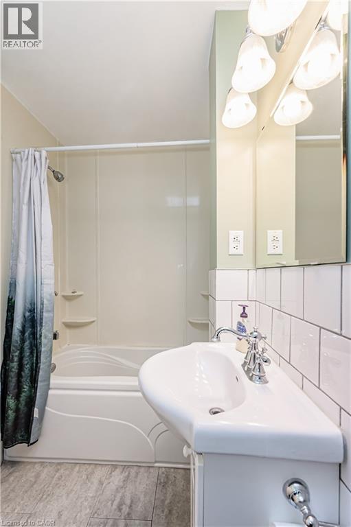15 Greenbrook Drive Property Photo 18