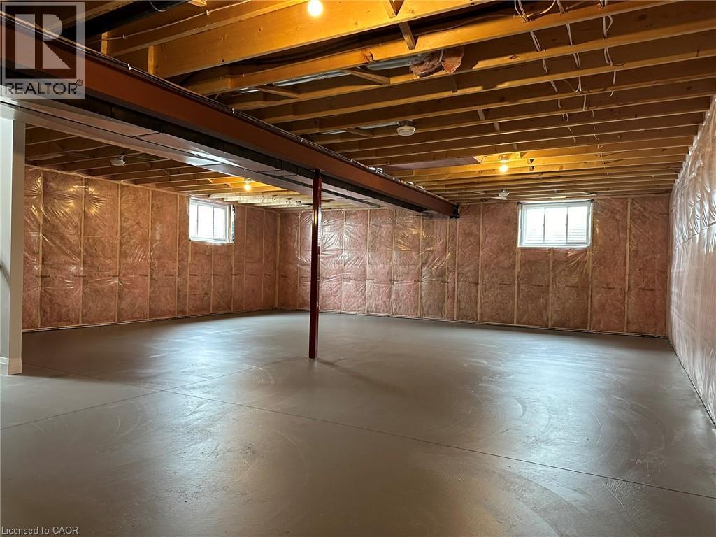 183 Craddock Boulevard Property Photo 12