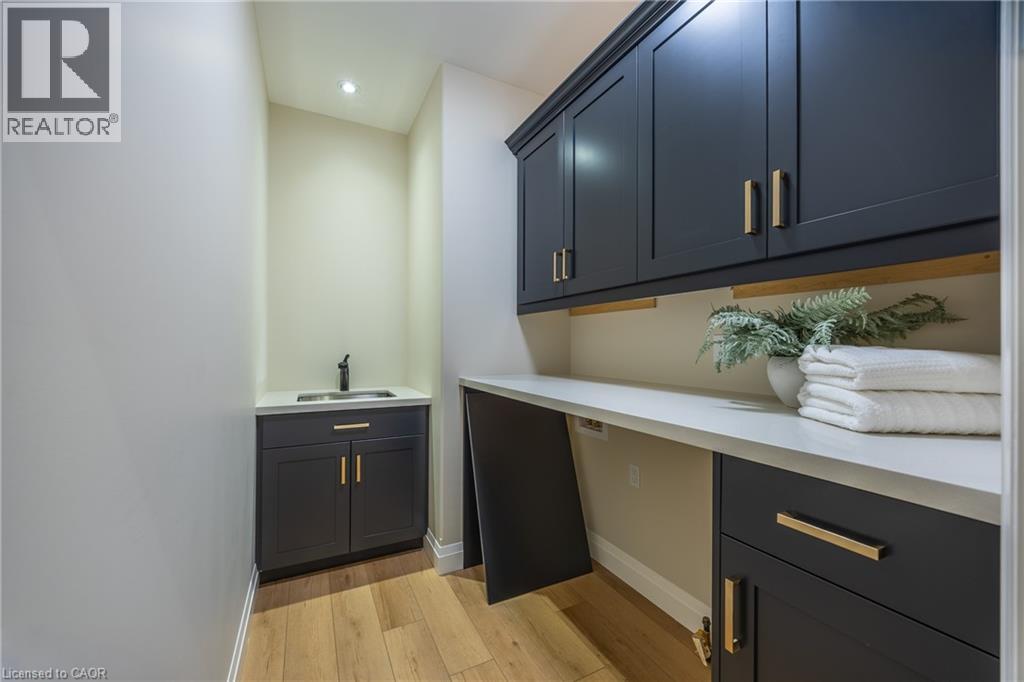 88 Craddock Boulevard Property Photo 17