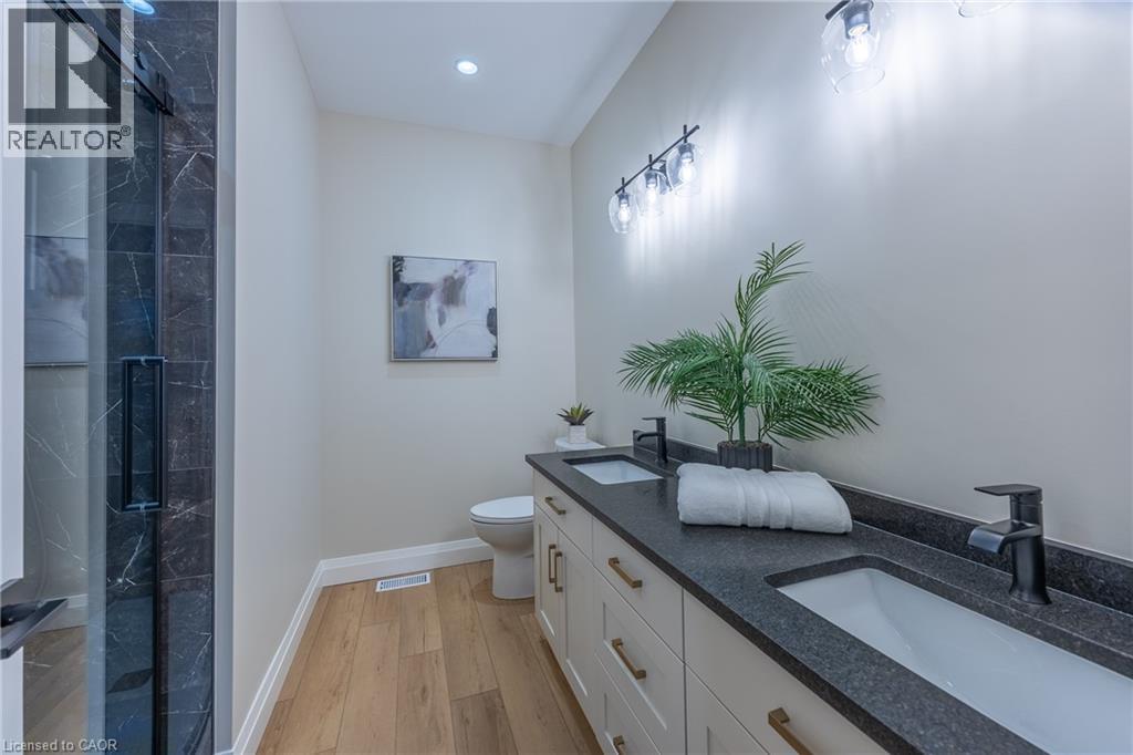 88 Craddock Boulevard Property Photo 21