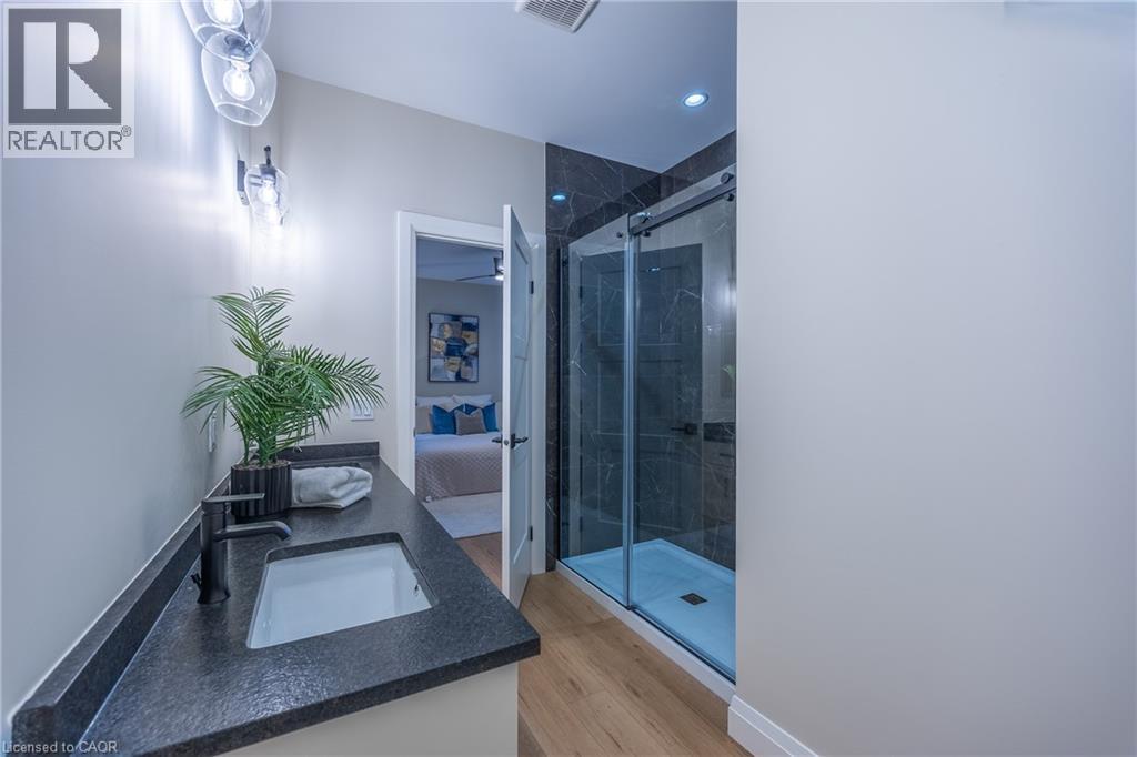 88 Craddock Boulevard Property Photo 22