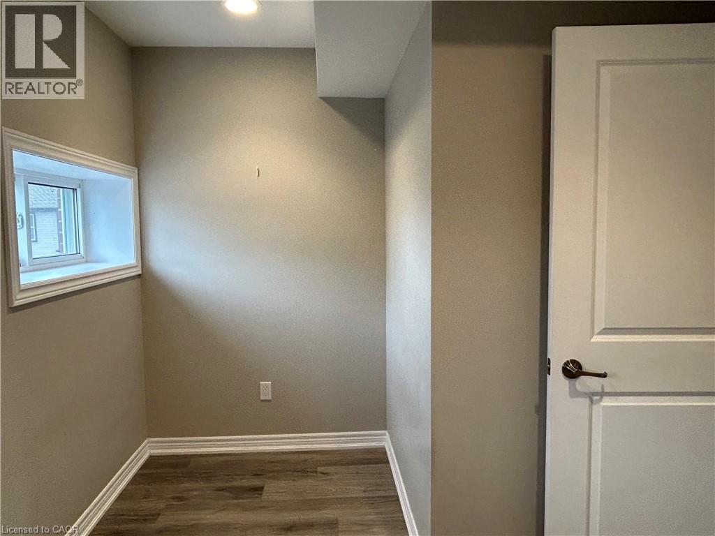 992 Windham Centre Road Unit# 1 Property Photo 10