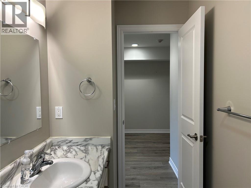 992 Windham Centre Road Unit# 1 Property Photo 18