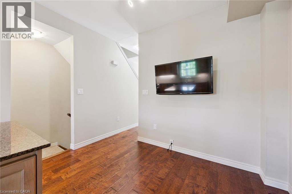 4 Cheltenham Mews Property Photo 7