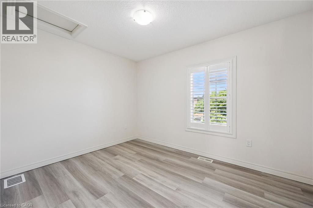 4 Cheltenham Mews Property Photo 15