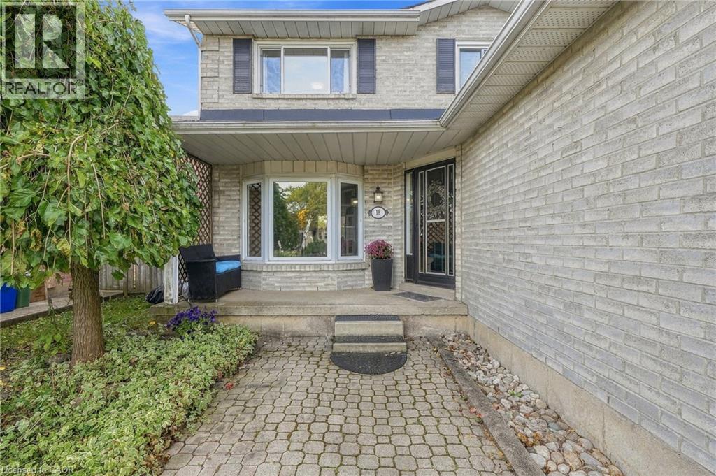 18 Rowntree Drive Property Photo 2