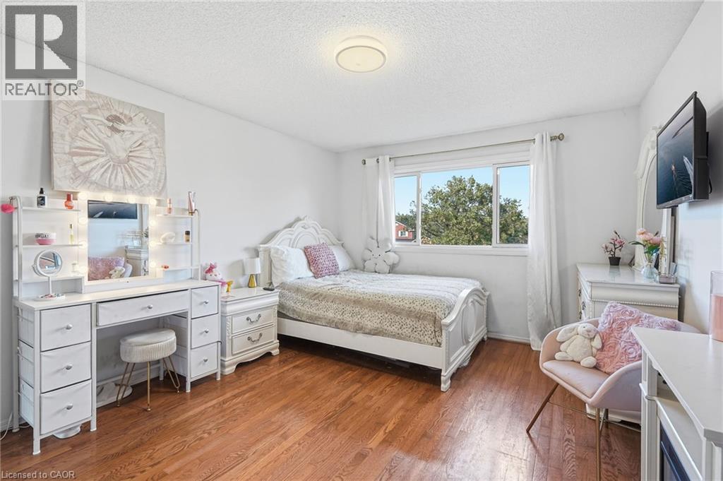 18 Rowntree Drive Property Photo 23