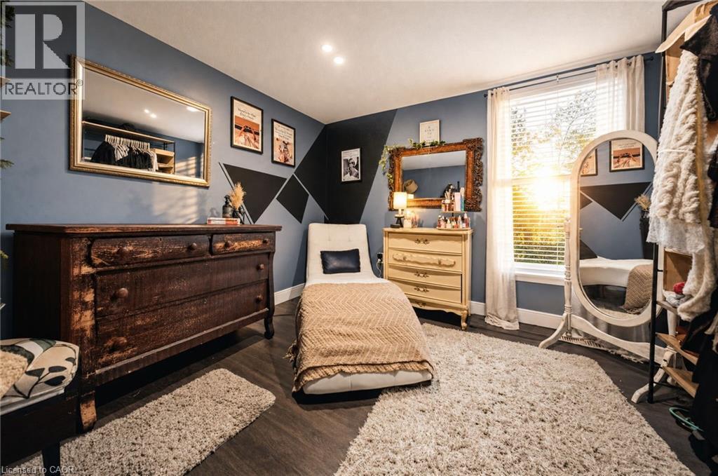 139 Superior Street Property Photo 14