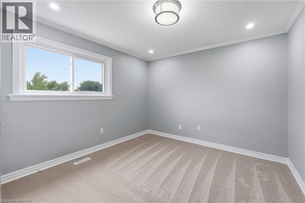 20 Mansfield Street Property Photo 26