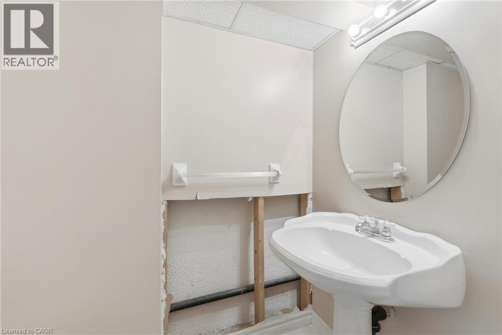20 Mansfield Street Property Photo 27