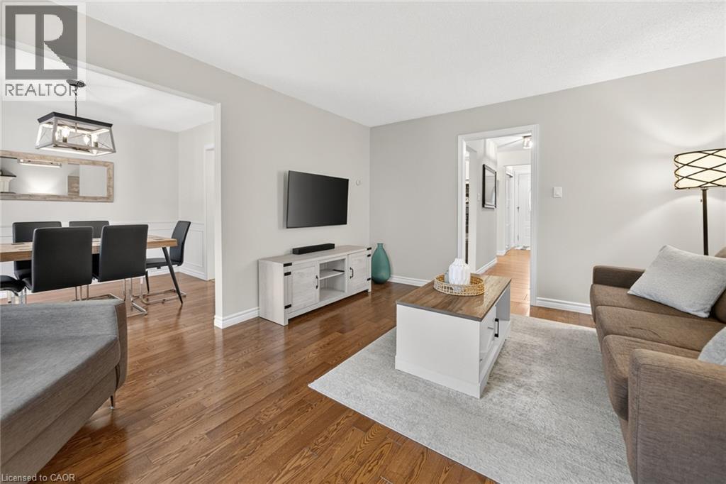 2 Cindy Avenue Property Photo 9
