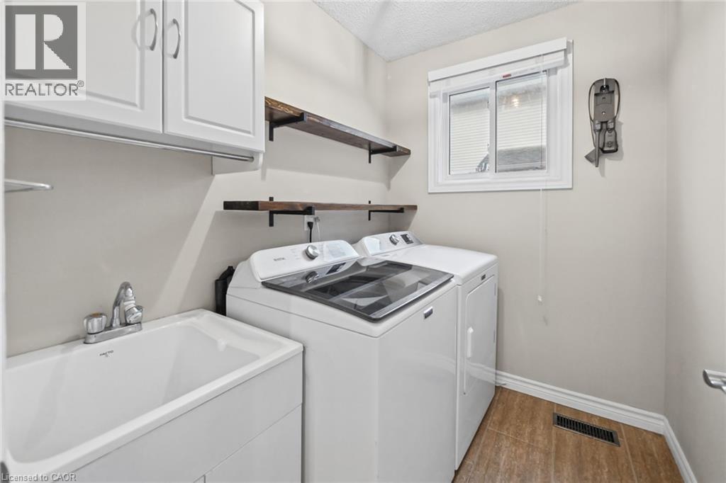 2 Cindy Avenue Property Photo 19