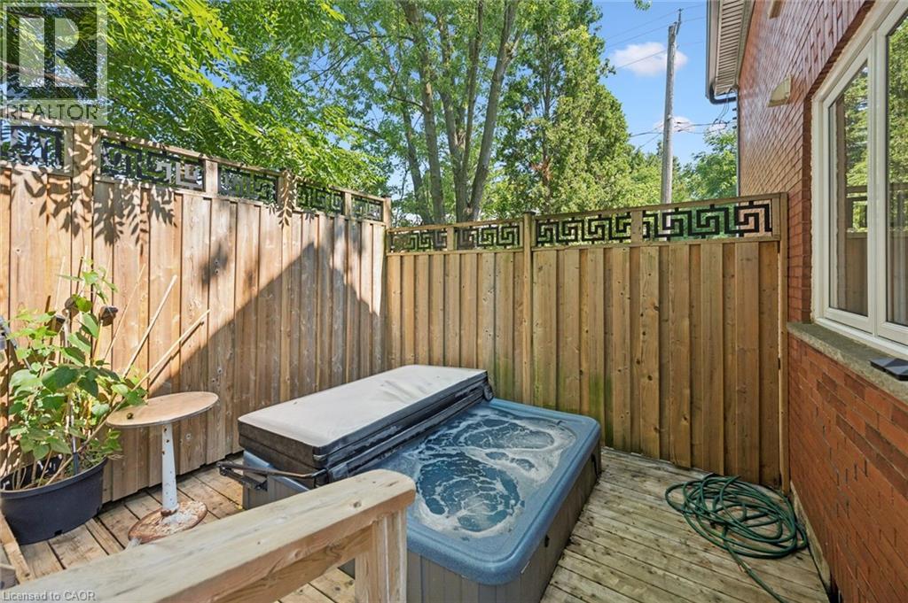 100 Dawson Street Property Photo 37