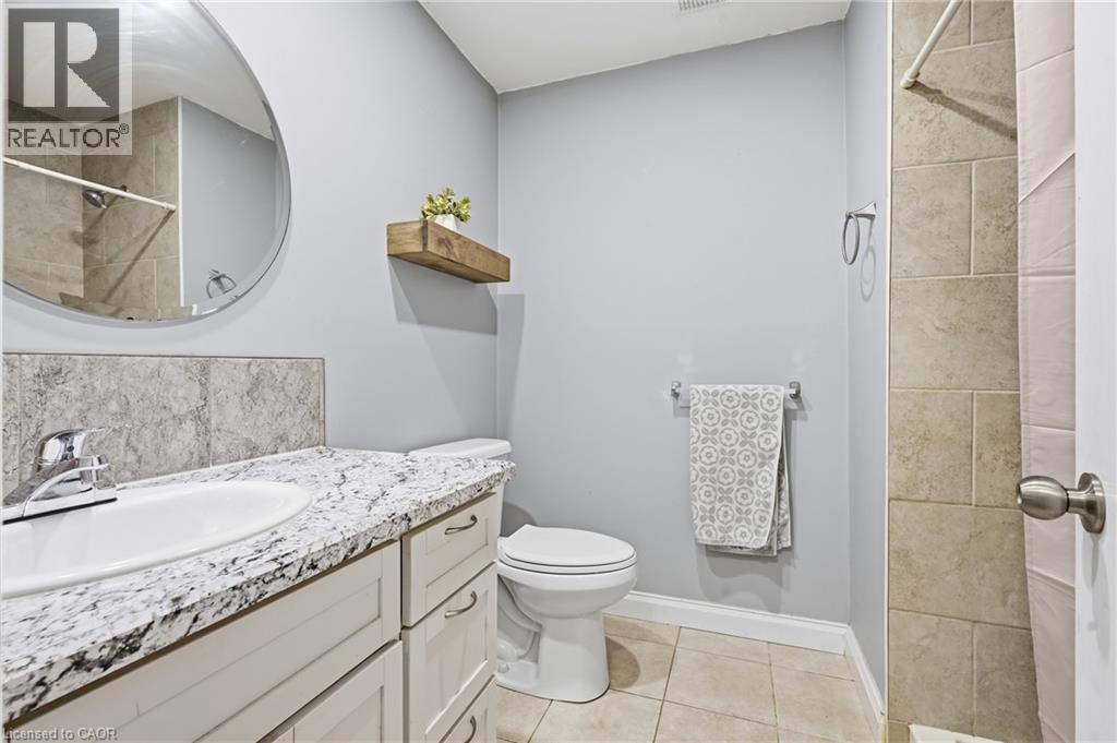 72 Crestlynn Crescent Property Photo 31