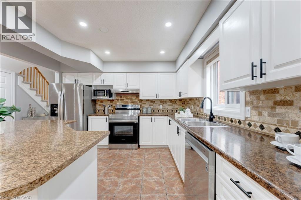 133 Steepleridge Street Property Photo 15
