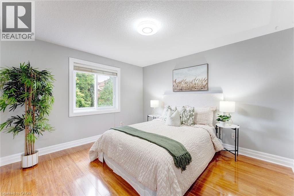 133 Steepleridge Street Property Photo 36