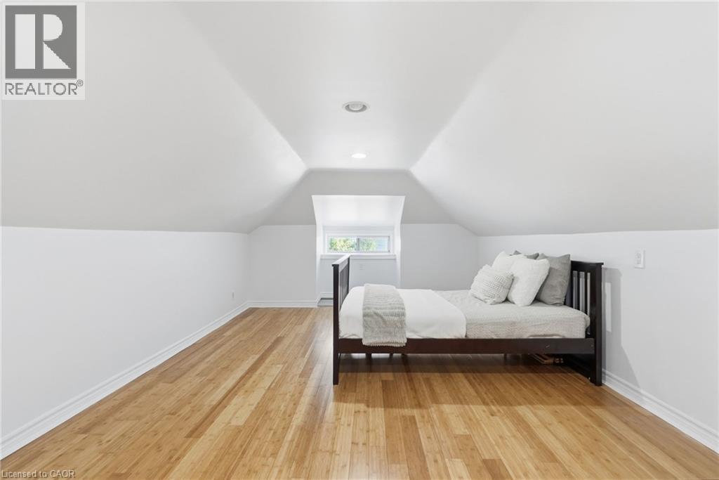 42 Dalhousie Avenue Property Photo 31