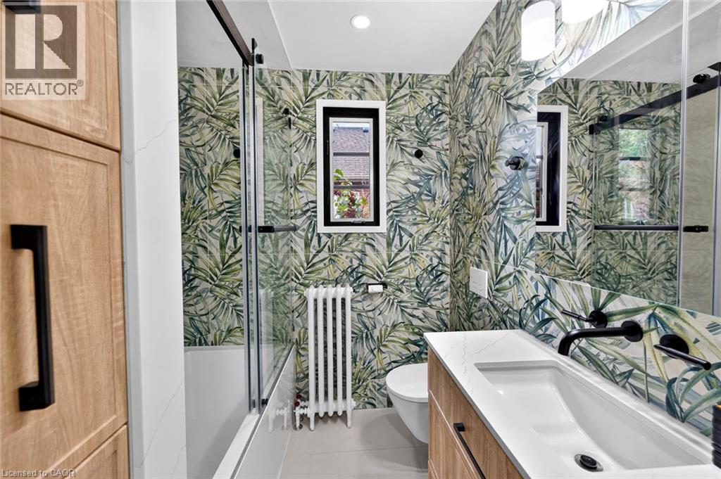 233 Rosemount Avenue Property Photo 18