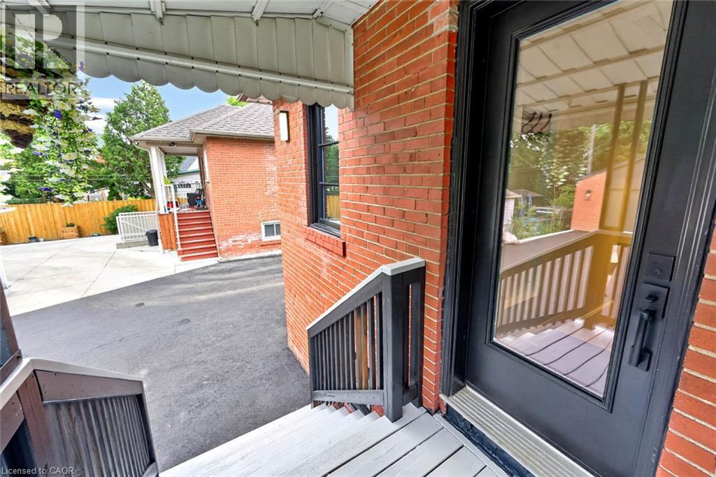 233 Rosemount Avenue Property Photo 26