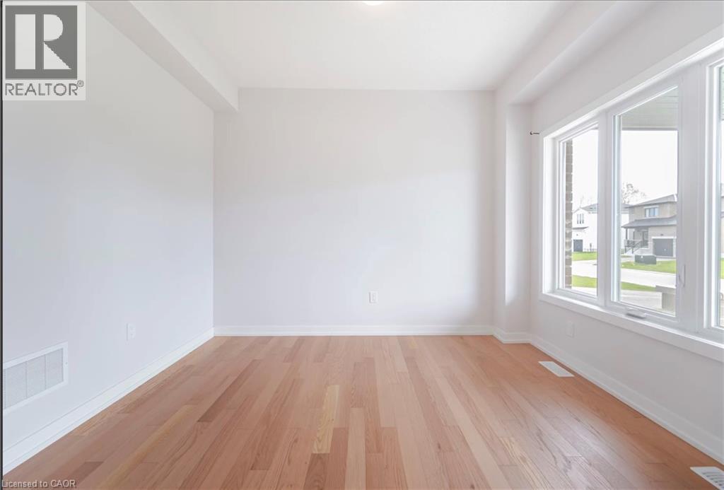 15 Bird Street Property Photo 15