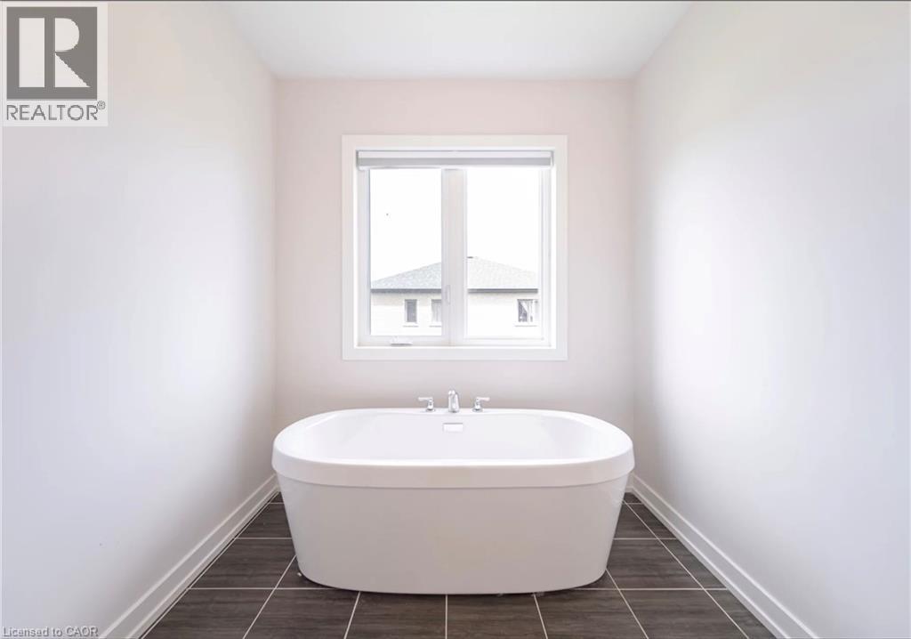 15 Bird Street Property Photo 22