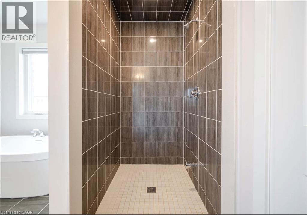 15 Bird Street Property Photo 23