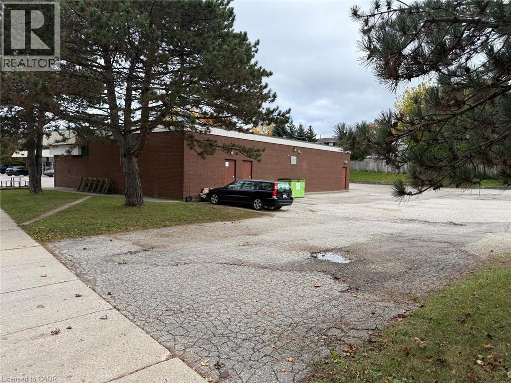 255 Toll Gate Boulevard Property Photo 2