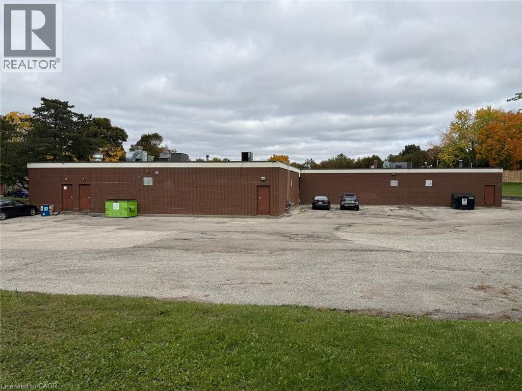 255 Toll Gate Boulevard Property Photo 3