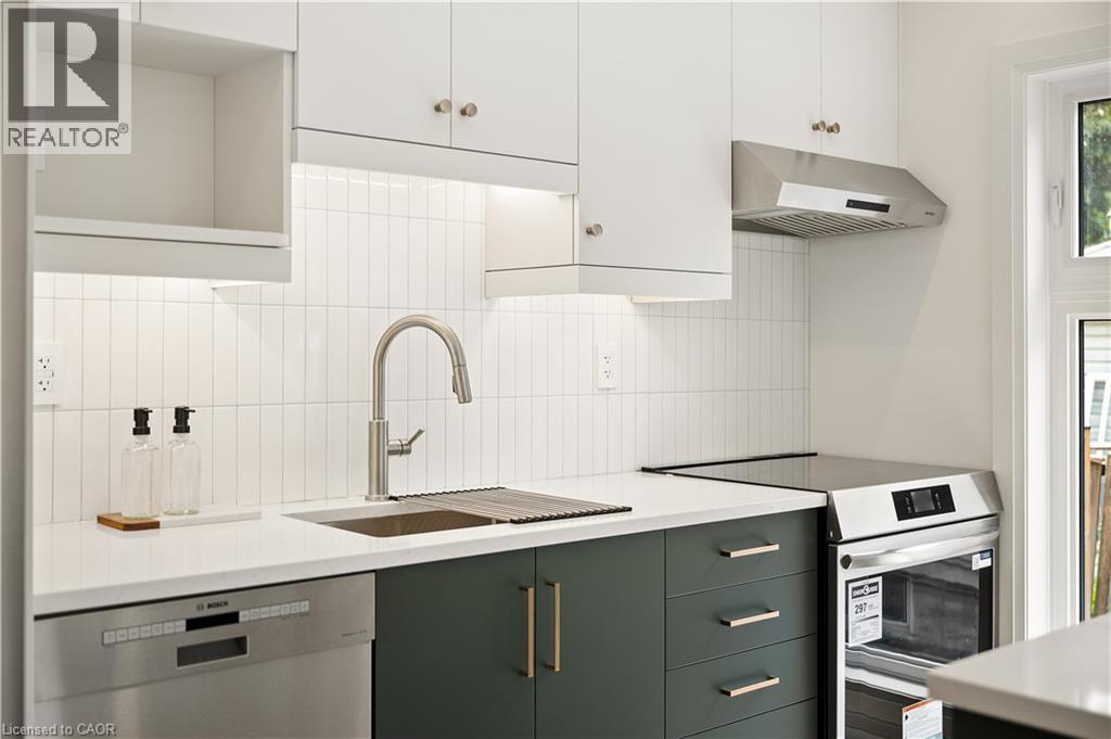 563 Wellington Street N Unit# 4 Property Photo 6