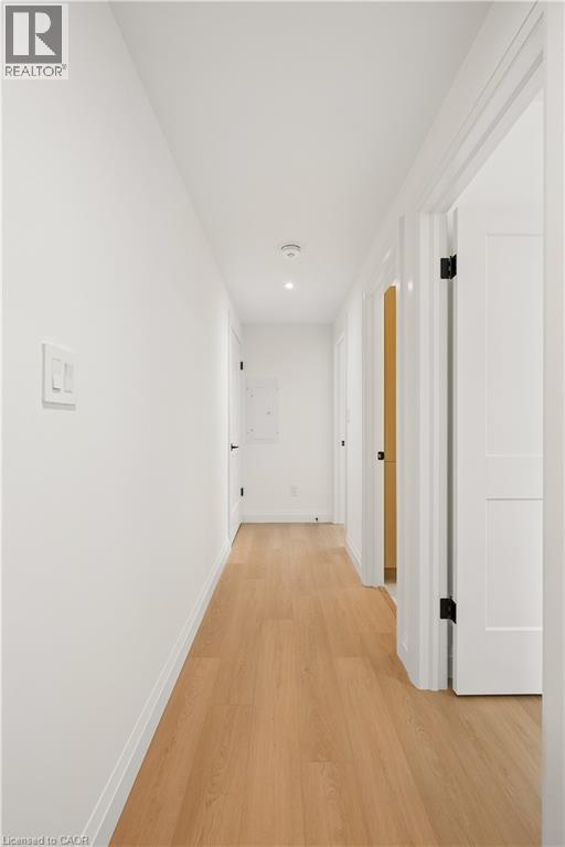 563 Wellington Street N Unit# 4 Property Photo 13