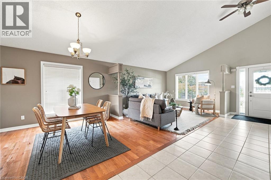 546 Jerseyville Road W Property Photo 2