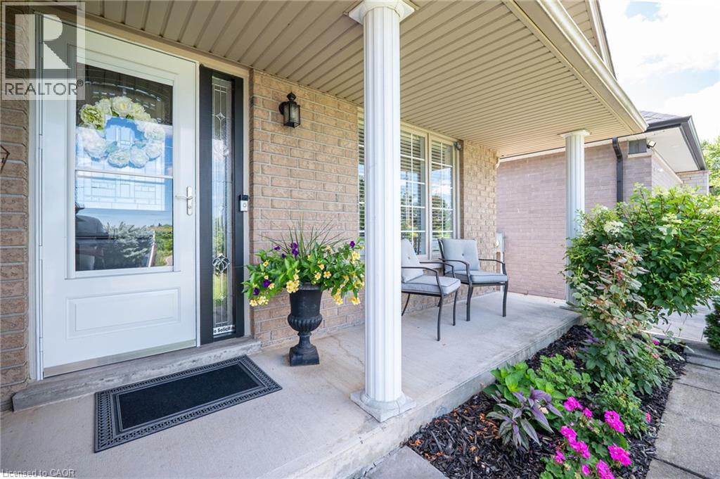 546 Jerseyville Road W Property Photo 6