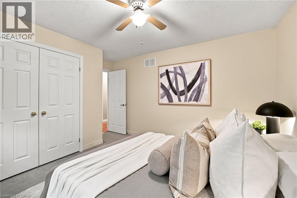 546 Jerseyville Road W Property Photo 23