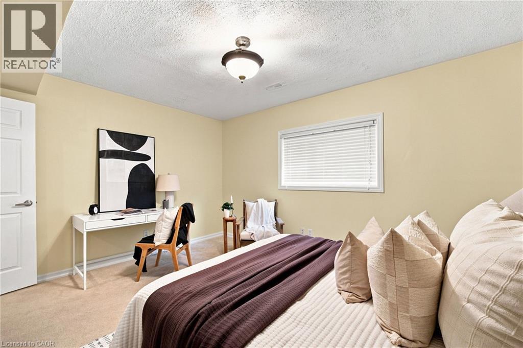 546 Jerseyville Road W Property Photo 35