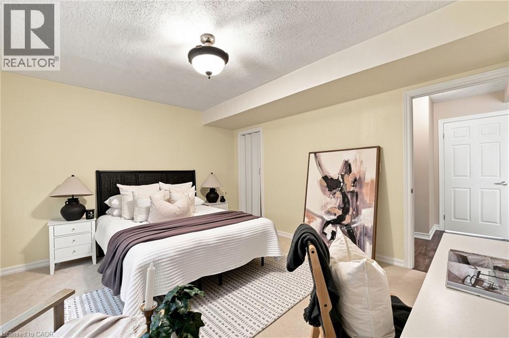 546 Jerseyville Road W Property Photo 36