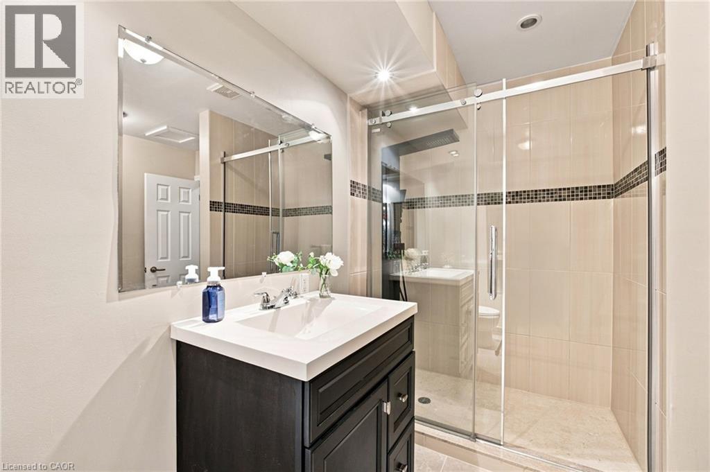 546 Jerseyville Road W Property Photo 38