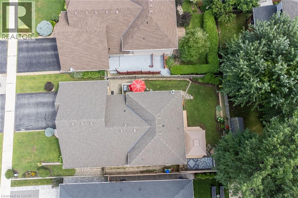546 Jerseyville Road W Property Photo 41