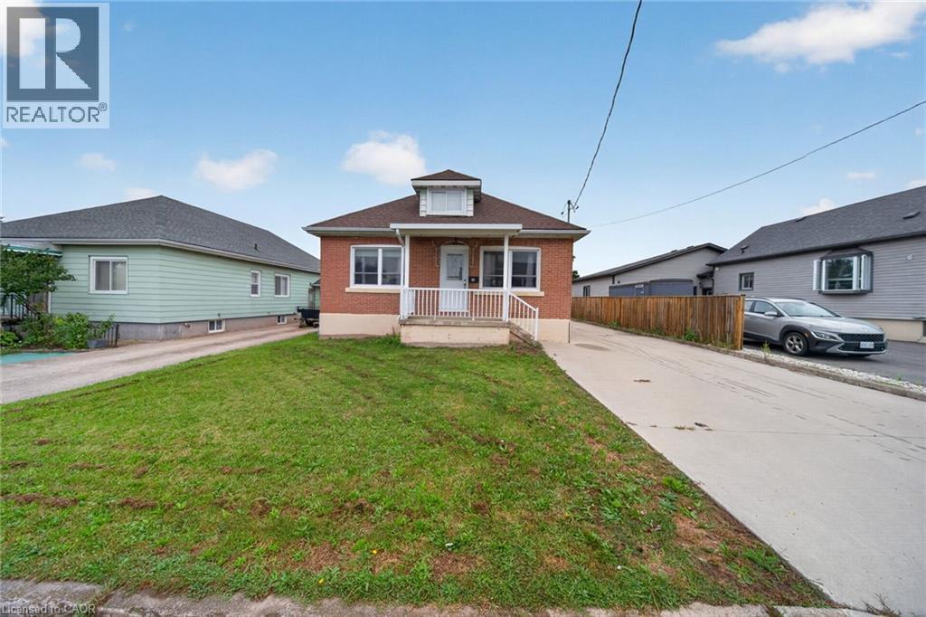 16 Garden Street Property Photo 2