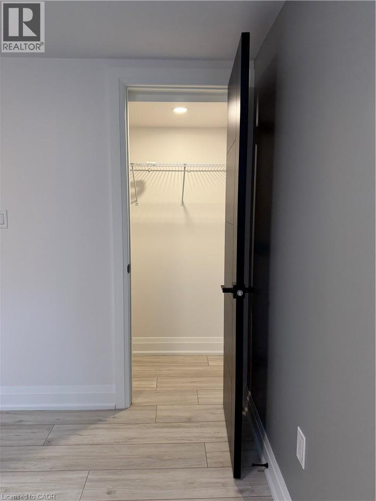 1234 Highway 8 Highway Unit# Lower Property Photo 10