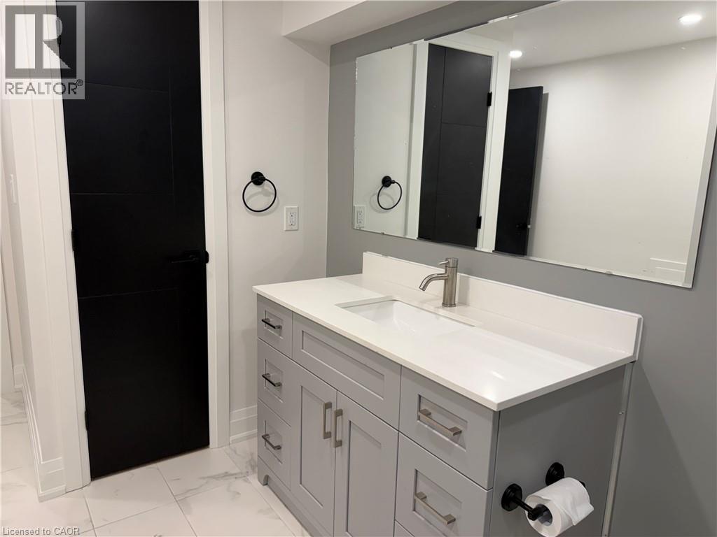 1234 Highway 8 Highway Unit# Lower Property Photo 13