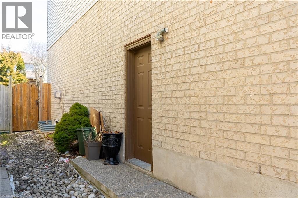 845 Brandenburg Boulevard Property Photo 2