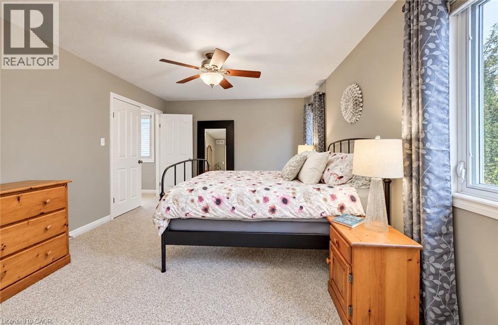 204 Park Avenue W Property Photo 18