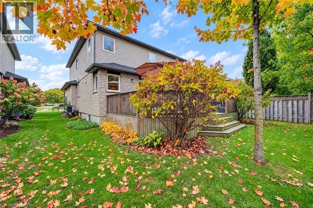 204 Park Avenue W Property Photo 33