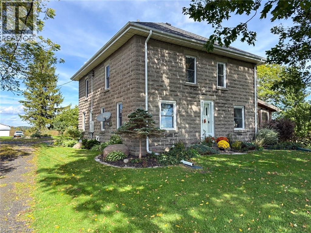 1699 Lakeshore Road Property Photo 2