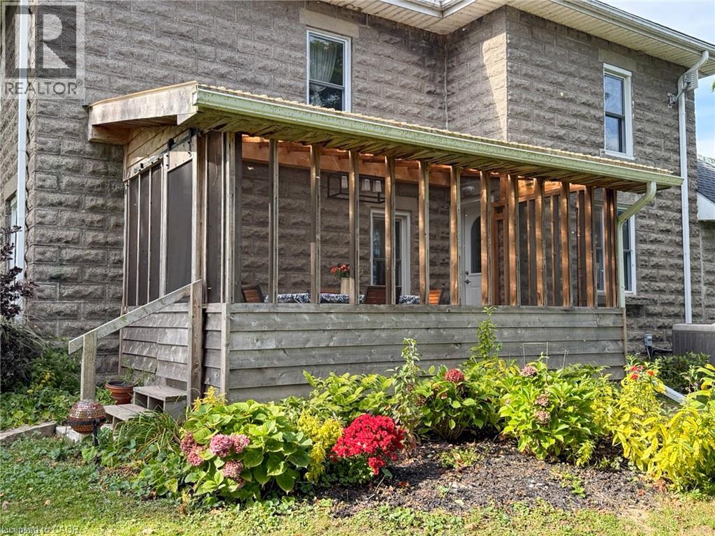 1699 Lakeshore Road Property Photo 6